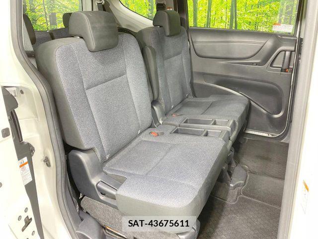 Toyota SIENTA 2016-01 8782417-9