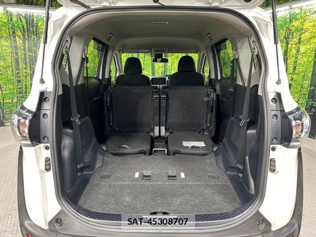 Toyota SIENTA 2019-07 8782415-12