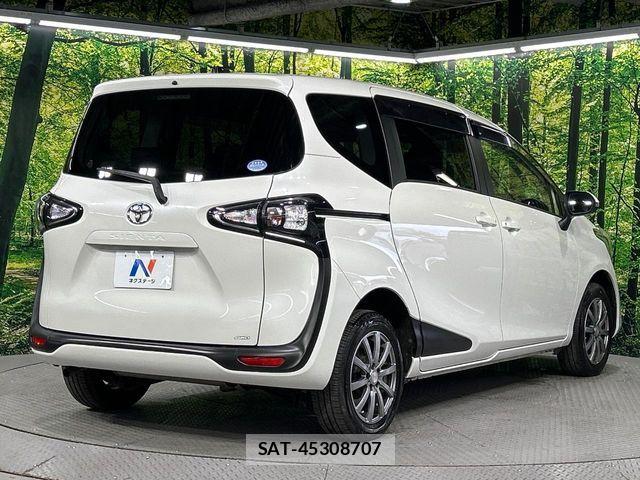 Toyota SIENTA 2019-07 8782415-18