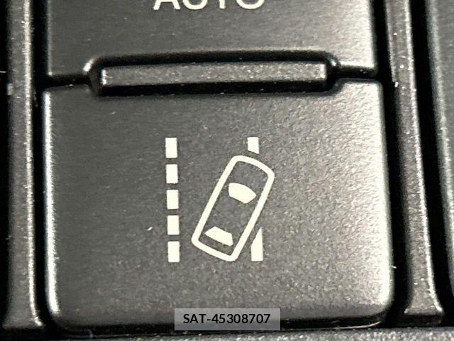 Toyota SIENTA 2019-07 8782415-8