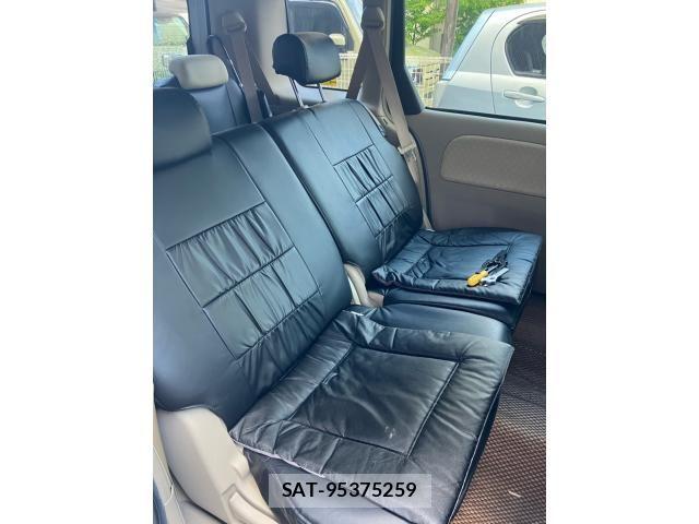 Toyota SIENTA 2010-04 8797772-15