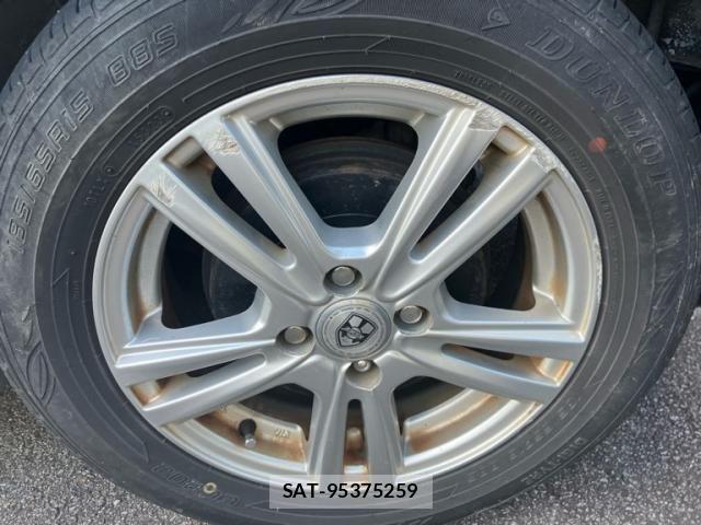 Toyota SIENTA 2010-04 8797772-7