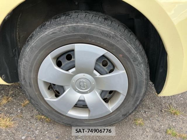 Toyota SIENTA 2007-11 8797771-9