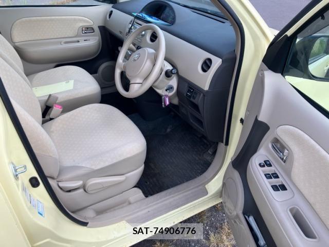 Toyota SIENTA 2007-11 8797771-13