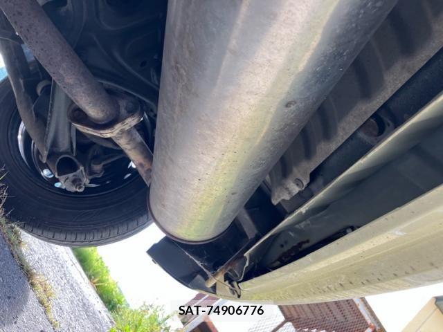 Toyota SIENTA 2007-11 8797771-24