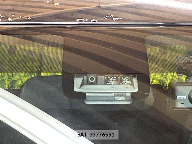 Toyota SIENTA 2022-04 8832172-3