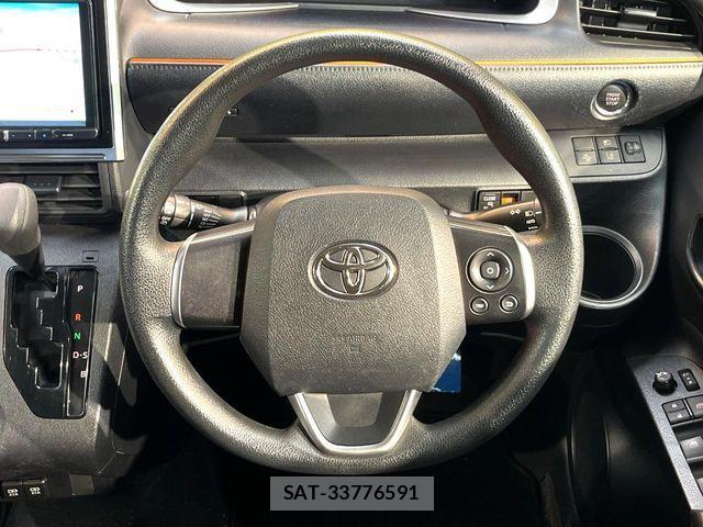 Toyota SIENTA 2022-04 8832172-7