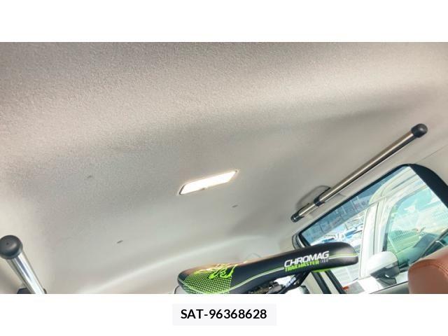 Toyota SIENTA 2019-10 8850931-26
