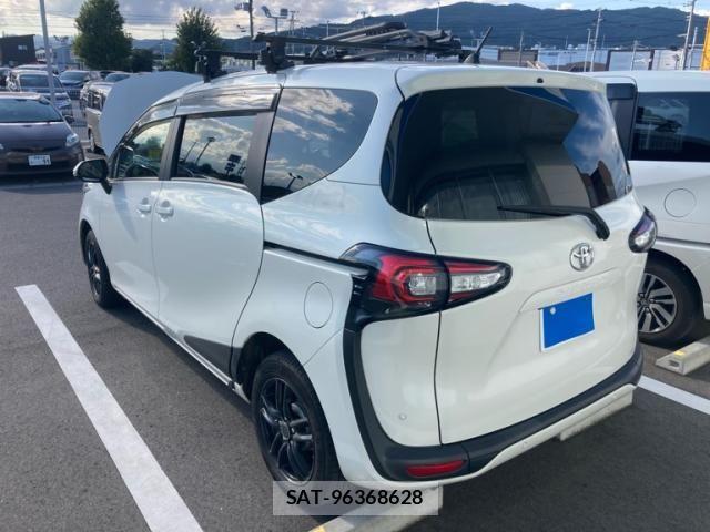 Toyota SIENTA 2019-10 8850931-4