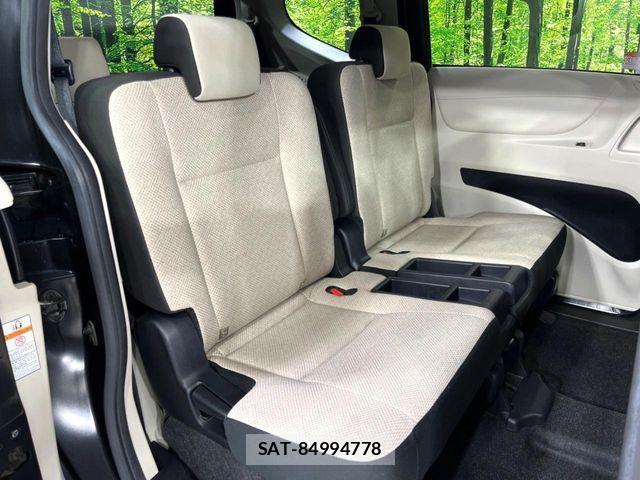 Toyota SIENTA 2015-01 8850933-9
