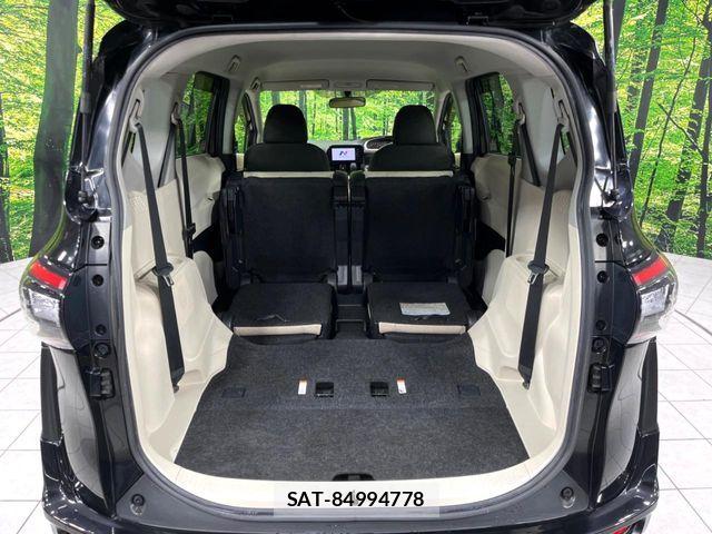 Toyota SIENTA 2015-01 8850933-11