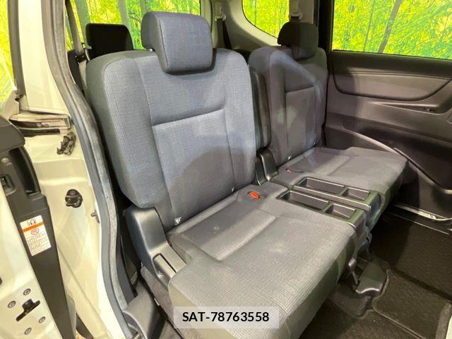 Toyota SIENTA 2017-01 8882674-9