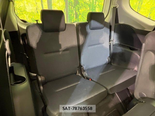 Toyota SIENTA 2017-01 8882674-10