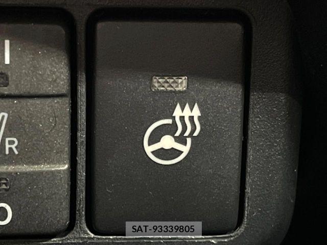 Toyota SIENTA 2019-01 8884501-7