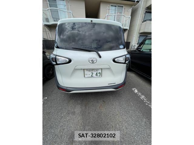 Toyota SIENTA 2017-03 8884503-1