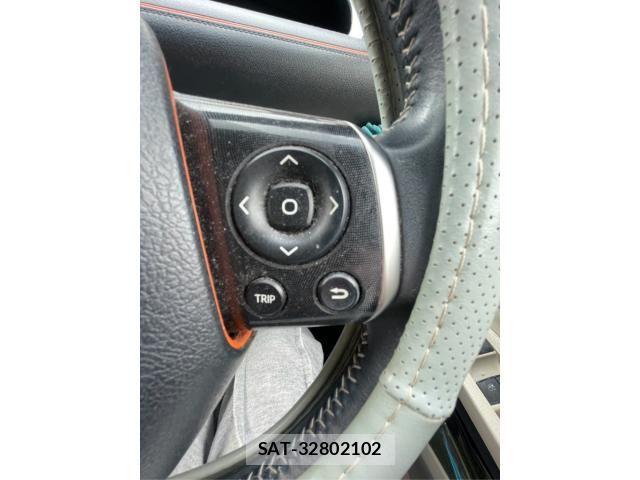 Toyota SIENTA 2017-03 8884503-7