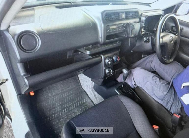 Toyota SUCCEED 2019 5844253-4
