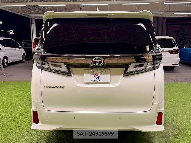 Toyota VELLFIRE 2020-06 6021561-18