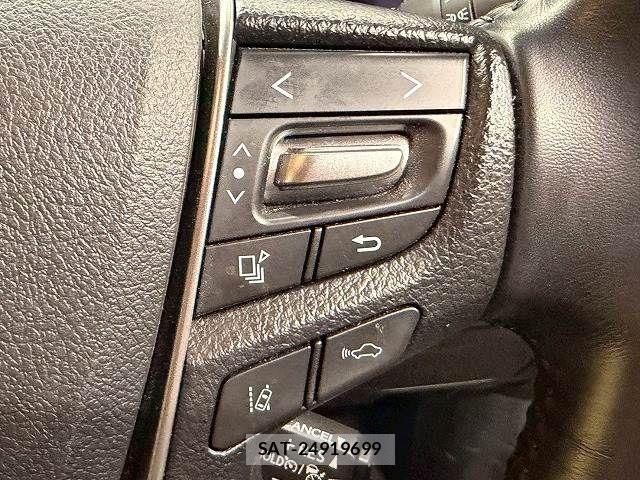 Toyota VELLFIRE 2020-06 6021561-7
