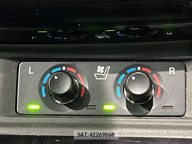 Toyota VELLFIRE 2019-06 6248064-4