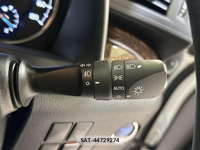 Toyota VELLFIRE 2019-03 6615333-11