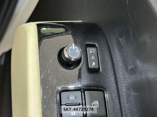 Toyota VELLFIRE 2019-03 6615333-16