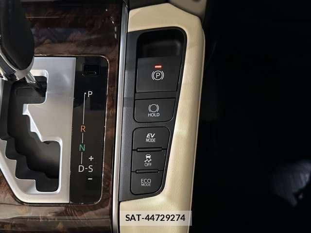Toyota VELLFIRE 2019-03 6615333-25