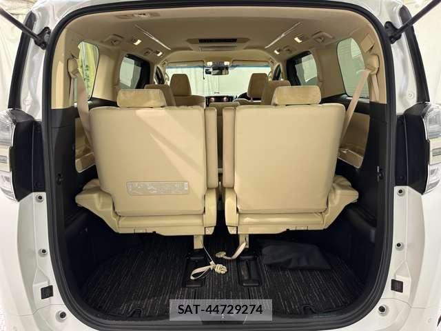 Toyota VELLFIRE 2019-03 6615333-28