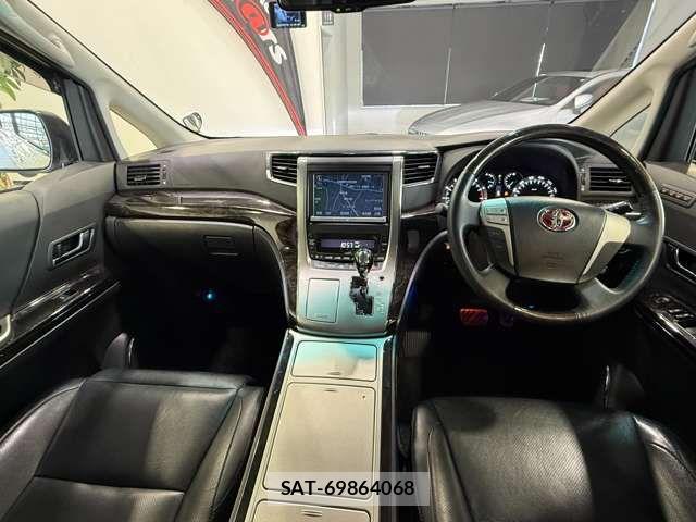 Toyota VELLFIRE 2013-10 6678537-3