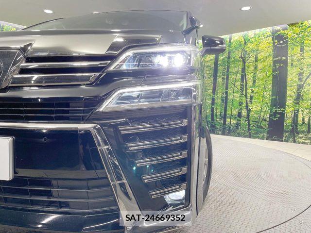 Toyota VELLFIRE 2018-04 6753647-12