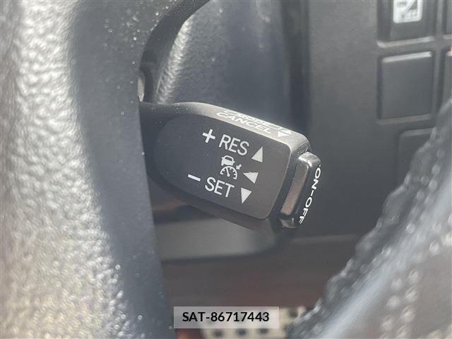 Toyota VELLFIRE 2017-09 6817698-21