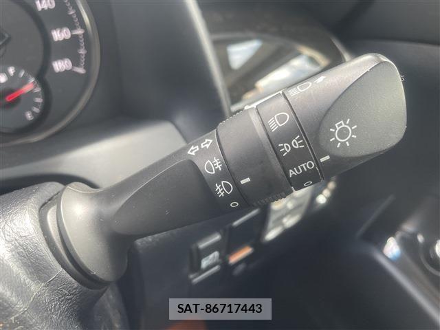 Toyota VELLFIRE 2017-09 6817698-24