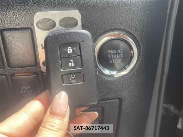 Toyota VELLFIRE 2017-09 6817698-28