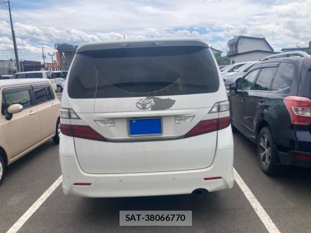 Toyota VELLFIRE 2010-04 7226311-4