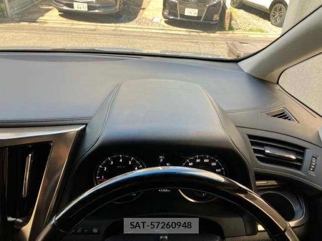 Toyota VELLFIRE 2017-07 7226326-18