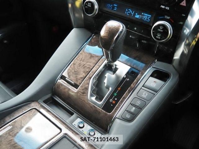Toyota VELLFIRE 2018-07 7226327-28