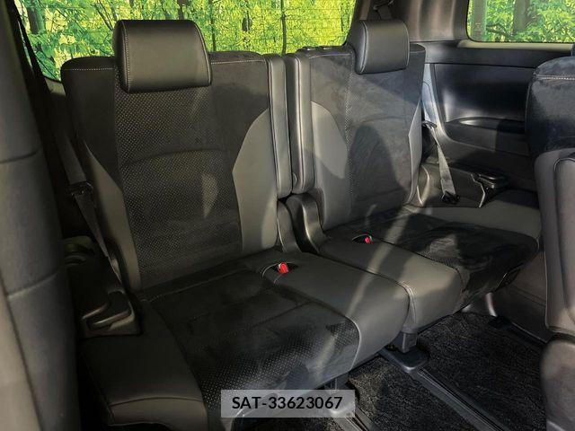 Toyota VELLFIRE 2022-06 7226328-9