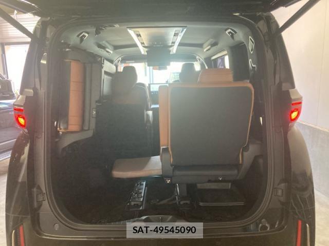 Toyota VELLFIRE 2023-10 7252639-17