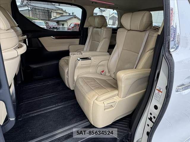 Toyota VELLFIRE 2017-02 7252640-17