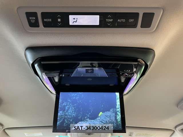 Toyota VELLFIRE 2011-02 7330756-4