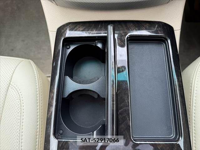 Toyota VELLFIRE 2014-04 7360233-27