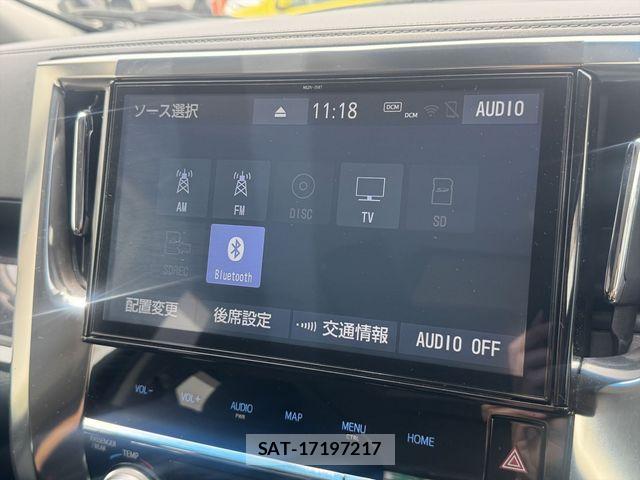 Toyota VELLFIRE 2019-04 7458484-18