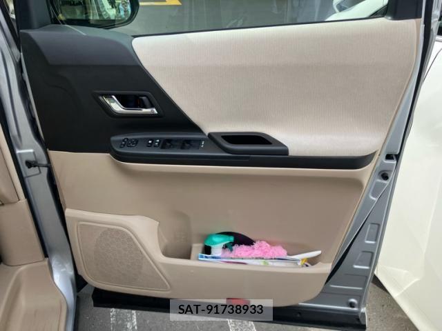 Toyota VELLFIRE 2012-02 7458491-16