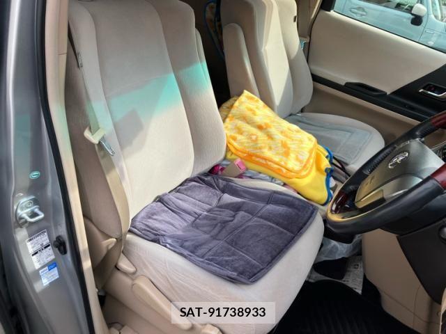 Toyota VELLFIRE 2012-02 7458491-17