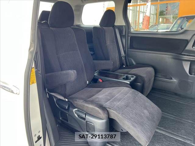 Toyota VELLFIRE 2011-12 7458487-22