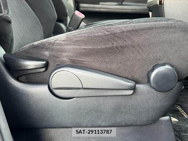 Toyota VELLFIRE 2011-12 7458487-24