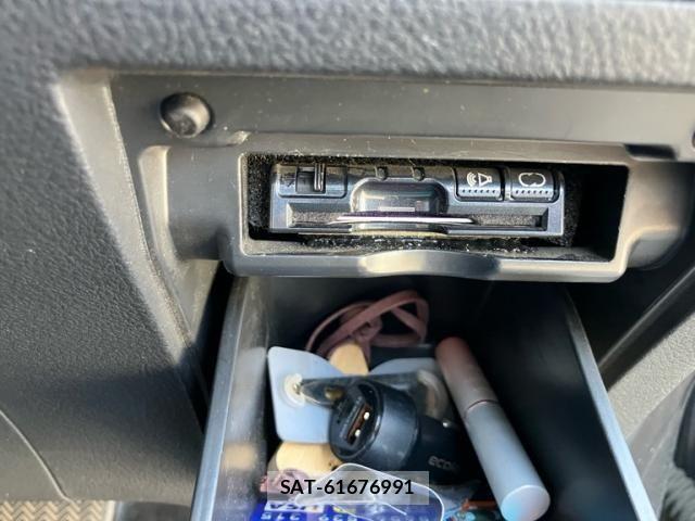Toyota VELLFIRE 2011-02 7458488-24