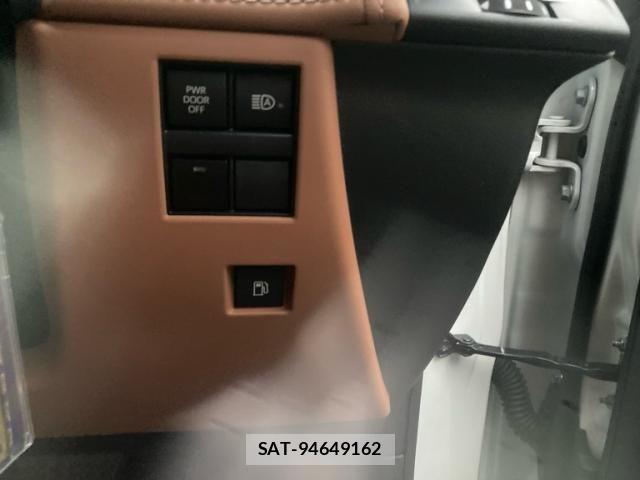 Toyota VELLFIRE 2023-07 7510310-21