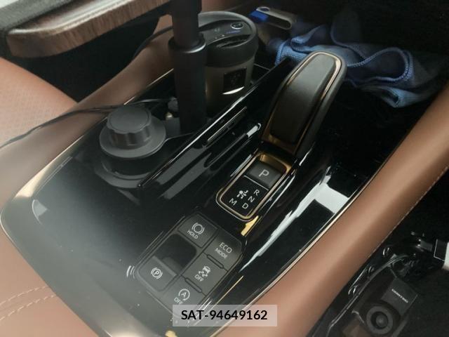 Toyota VELLFIRE 2023-07 7510310-22