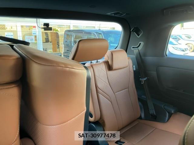 Toyota VELLFIRE 2023-10 7562998-10